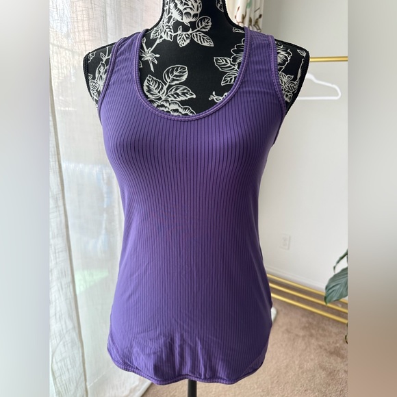 Active Fit sportswear - Picture 3 of 7